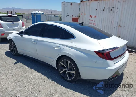 2022 Hyundai Sonata Sel Plus z USA, uszkodzony, nr VIN 5NPEJ4J23NH137129